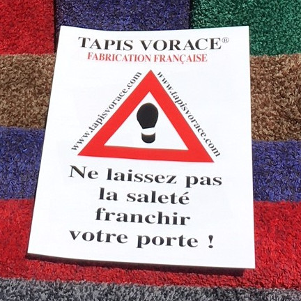 Tapis Vorace Slogan